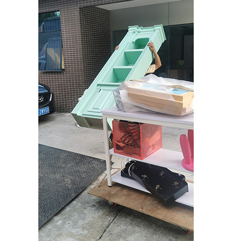 家庭搬家現(xiàn)場(chǎng)